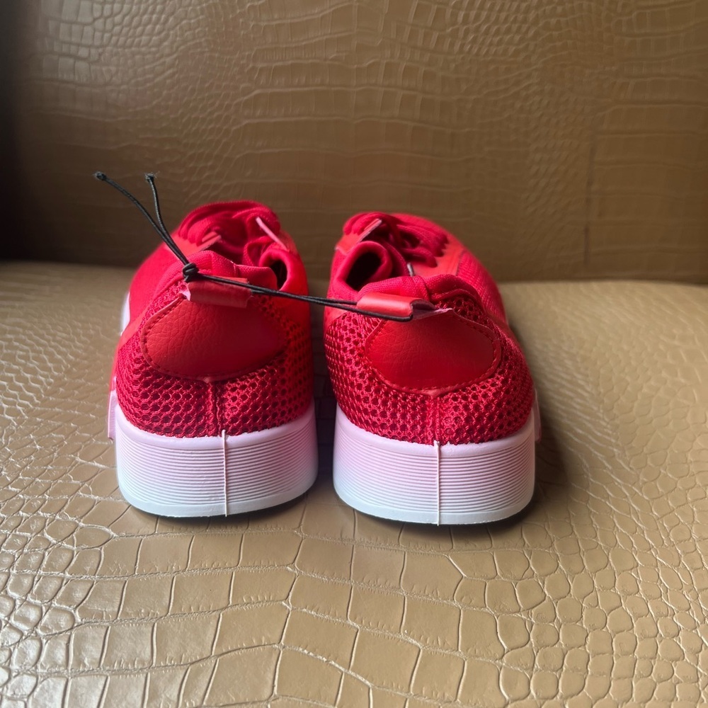 Twisted Dimitria Slip In And Step Out Red Womens Sneaker Shoe Size 7 - Picture 5 of 6